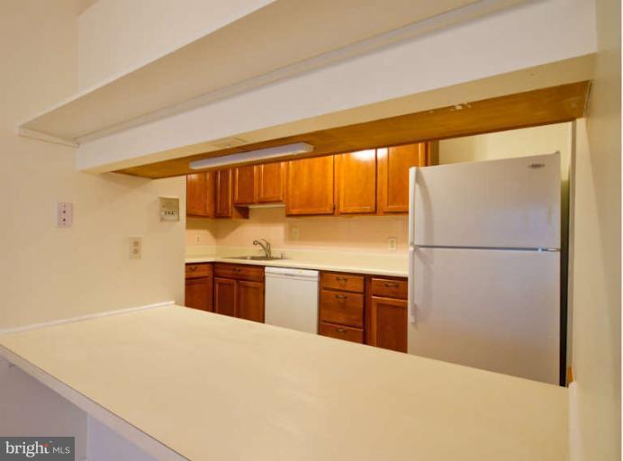 4100 Chardel Road, Unit 1B Baltimore, MD 21236 - Photo 9 of 21 Kitchen