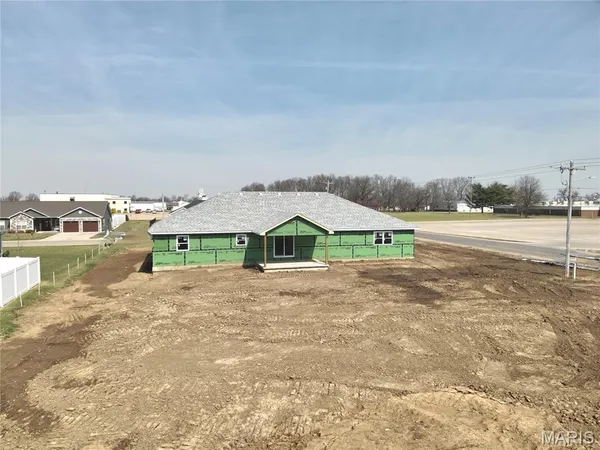 $450,000 | 1 Janet Trail, Palmyra, MO 63461