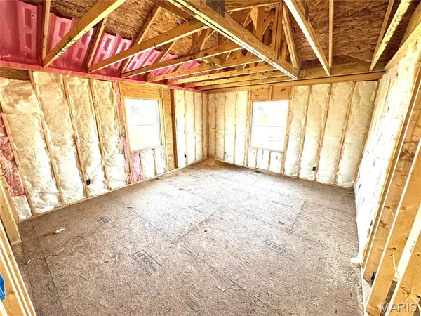 $450,000 | 1 Janet Trail, Palmyra, MO 63461