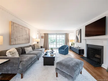 $2,699,000 | 126 Northwoods Road, Manhasset, NY 11030