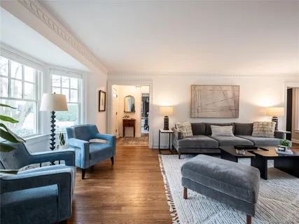 $2,699,000 | 126 Northwoods Road, Manhasset, NY 11030