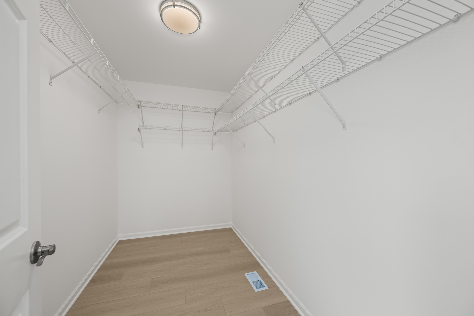 400 Diamond Back Way Algonquin, IL 60102 - Photo 13 of 23 a view of a room