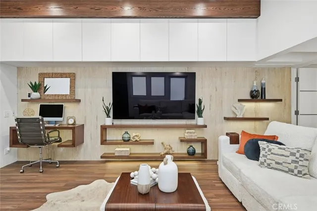 a view of a storage & utility room