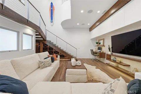 $7,450,000 | 3601 Bayview Drive, Manhattan Beach, CA 90266