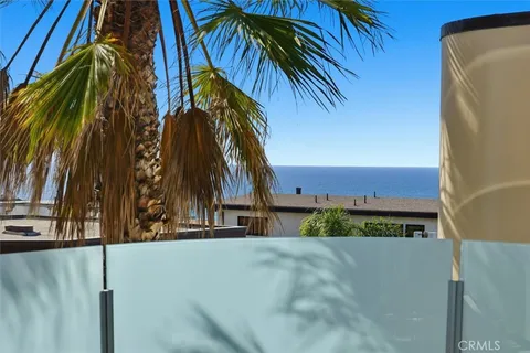 $7,450,000 | 3601 Bayview Drive, Manhattan Beach, CA 90266