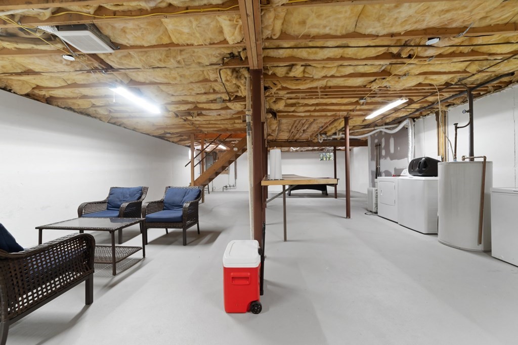 100 Barry Road Worcester, MA 01609 - Photo 31 of 37 a living room with furniture