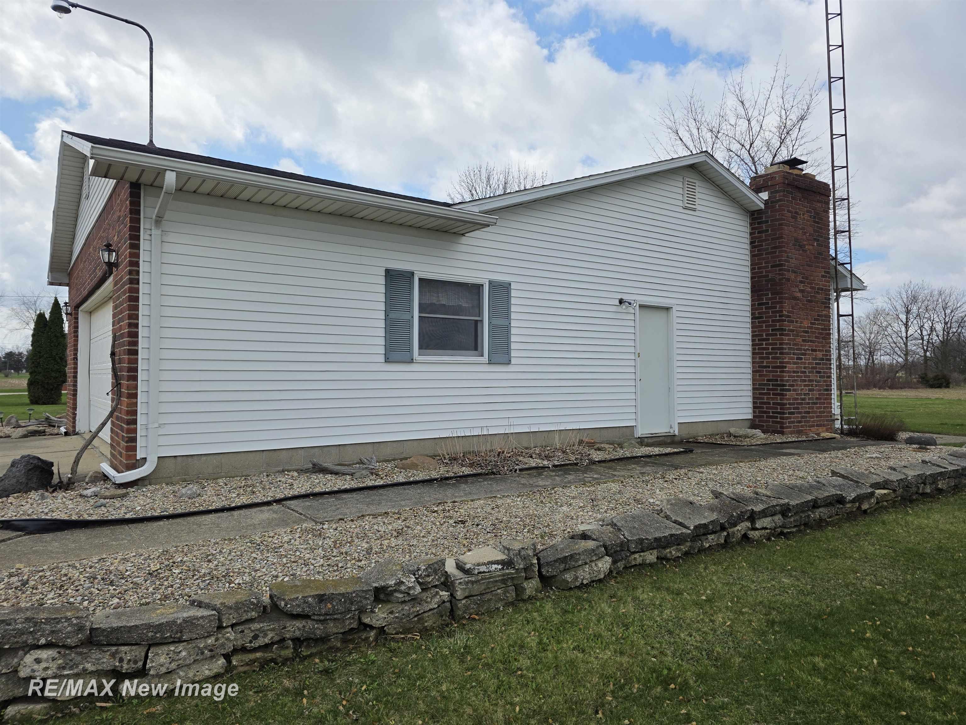 8781 North State Road Owosso, MI 48867 - Photo 38 of 51