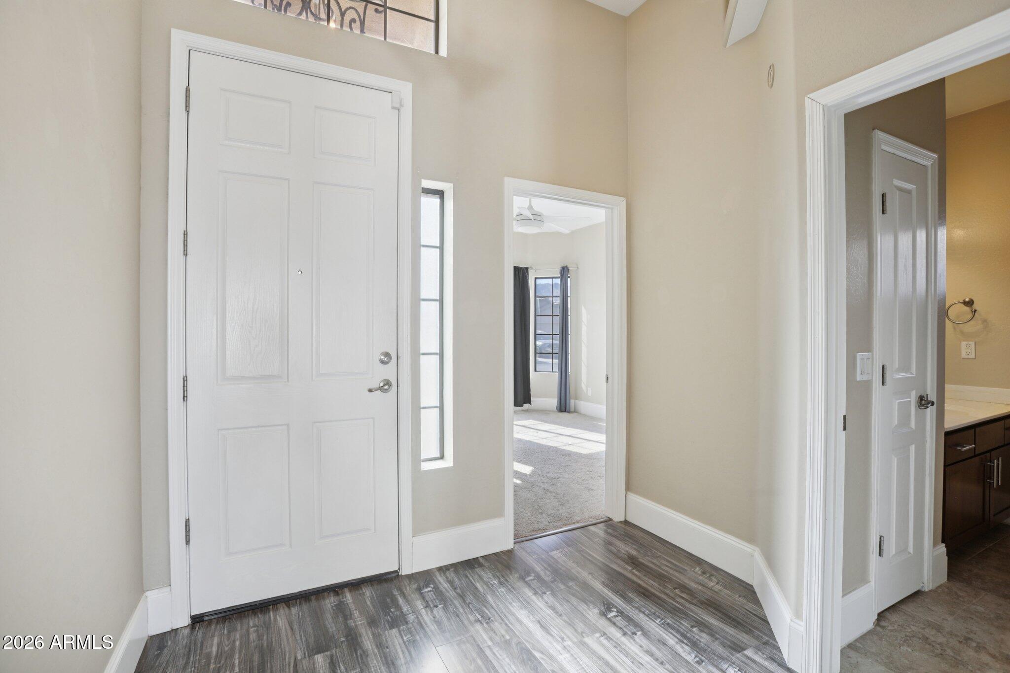 822 West Allen Street Phoenix, AZ 85041 - Photo 20 of 41 20-web-or-mls-W Allen St-S2301-020