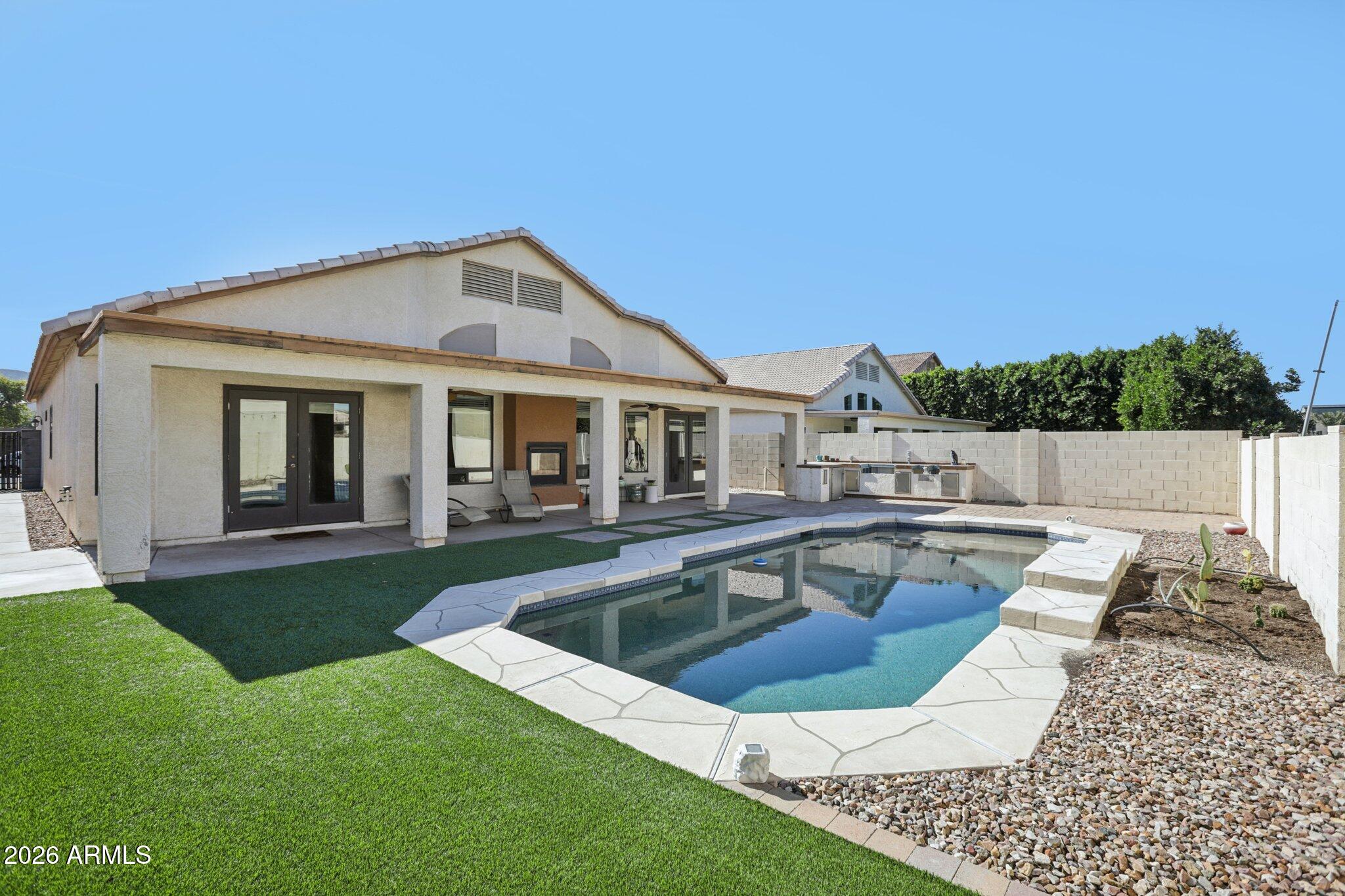 822 West Allen Street Phoenix, AZ 85041 - Photo 26 of 41 26-web-or-mls-W Allen St-S2301-026