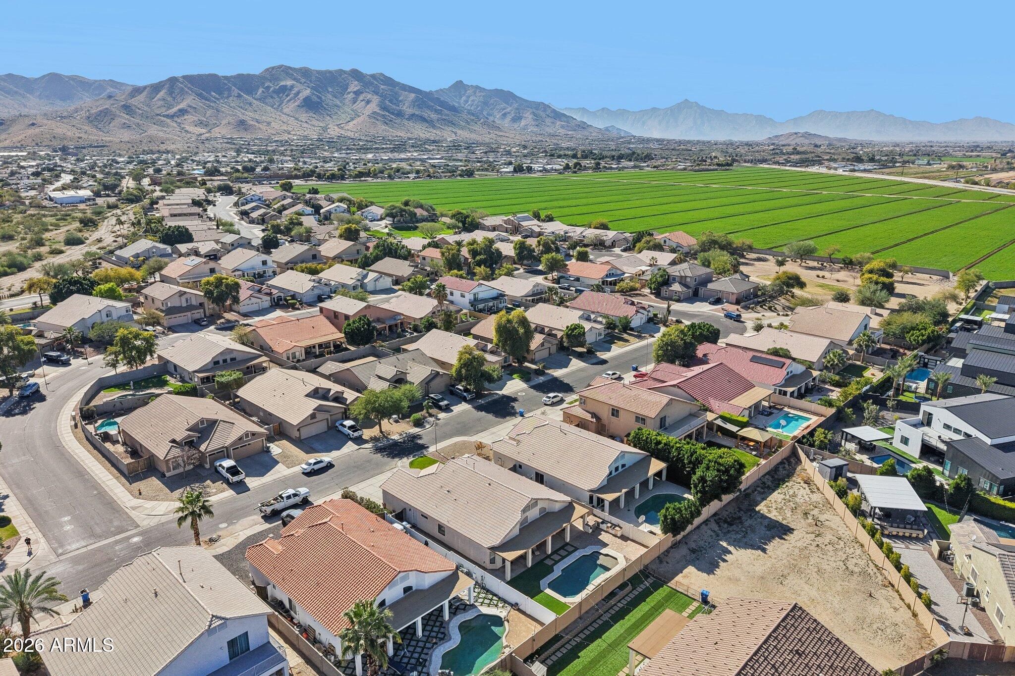 822 West Allen Street Phoenix, AZ 85041 - Photo 34 of 41 34-web-or-mls-W Allen St-S2301-034