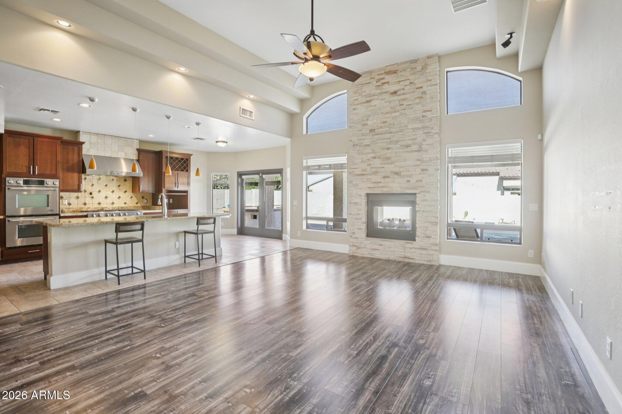 822 West Allen Street Phoenix, AZ 85041 - Photo 7 of 41 7-web-or-mls-W Allen St-S2301-007