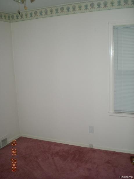 9987 Inkster Road Livonia, MI 48150 - Photo 5 of 11 Bedroom 1