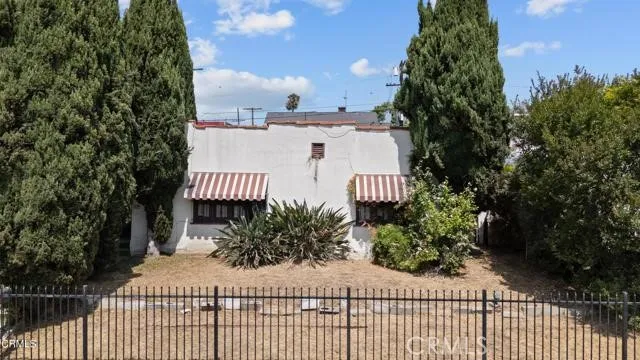 $900,000 | 201 North Carondelet Street, Los Angeles, CA 90026
