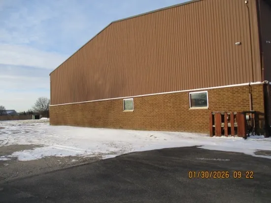 a view of a garage