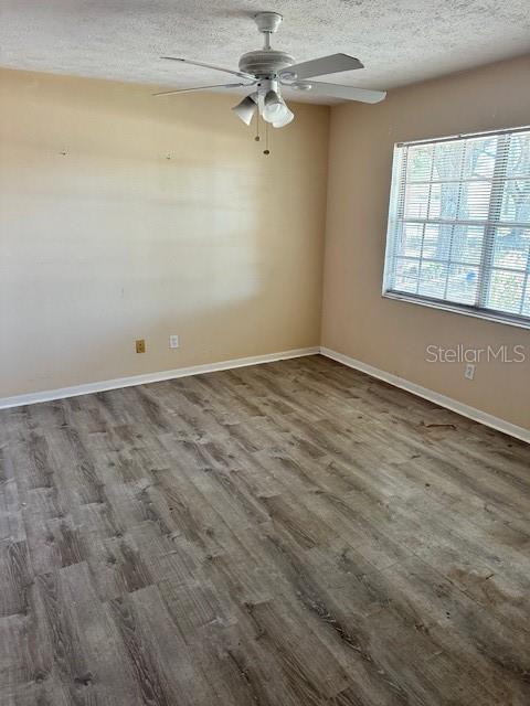 1918 Sydney Road Valrico, FL 33594 - Photo 16 of 20