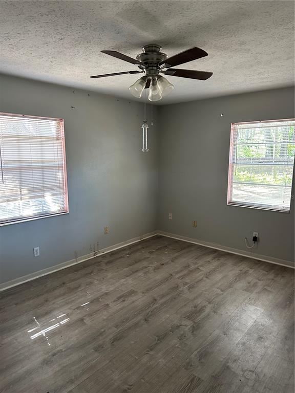 1918 Sydney Road Valrico, FL 33594 - Photo 18 of 20