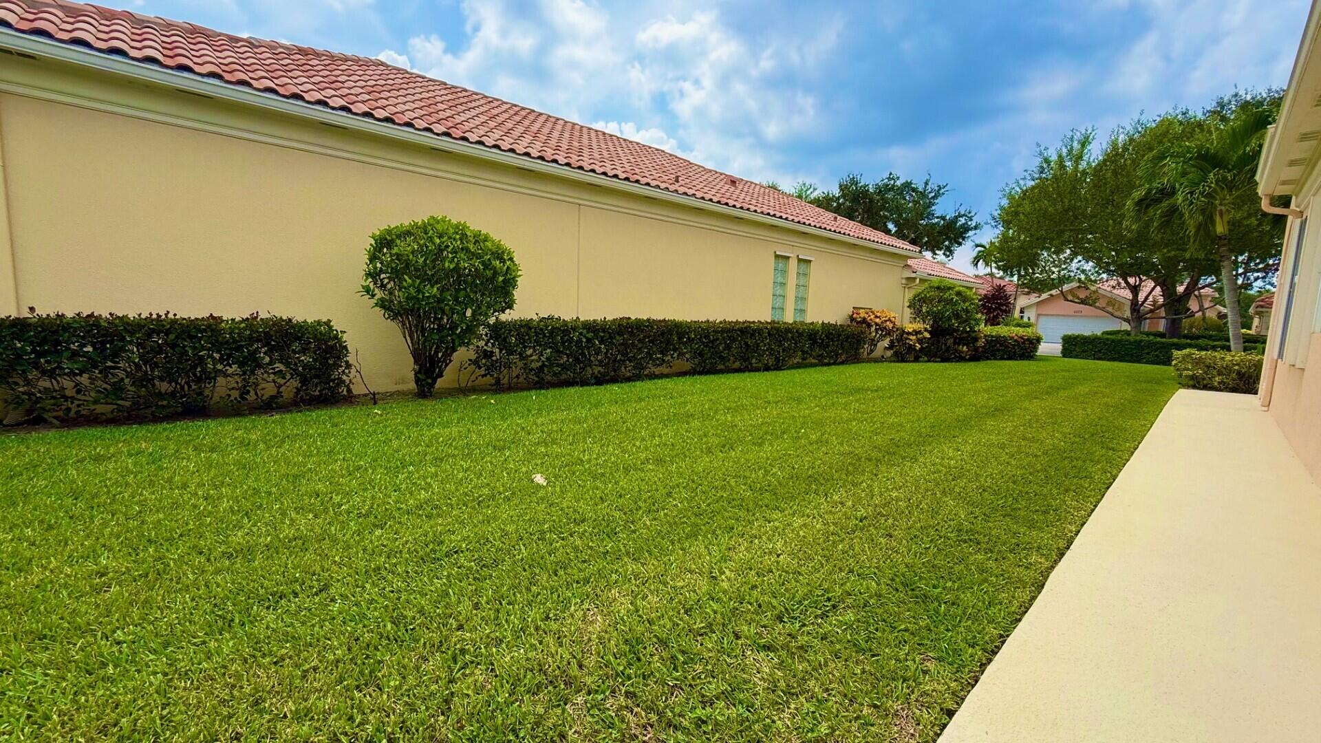 2706 James River Road West Palm Beach, FL 33411 - Photo 2 of 64 Side View