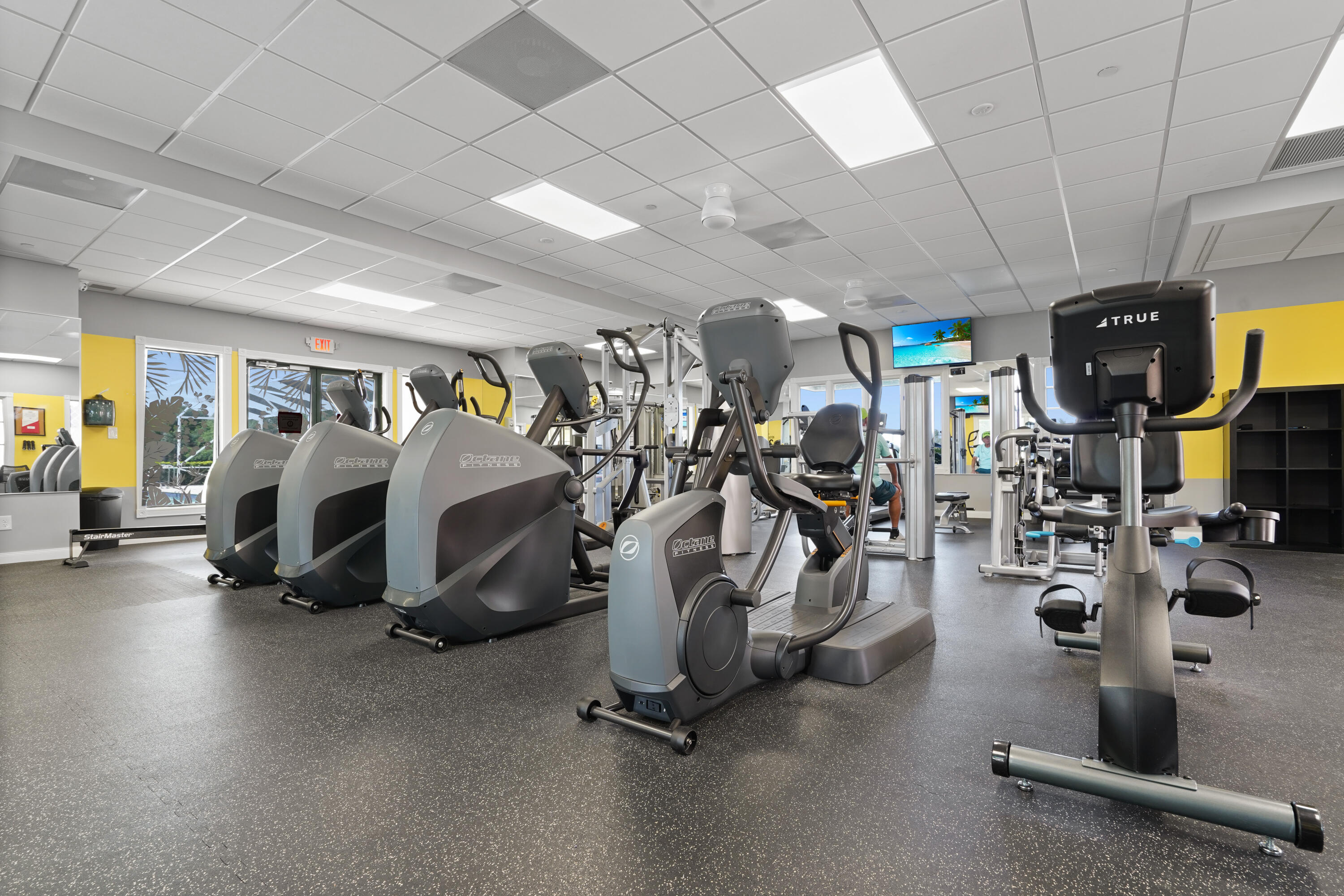 2706 James River Road West Palm Beach, FL 33411 - Photo 39 of 64 Gym