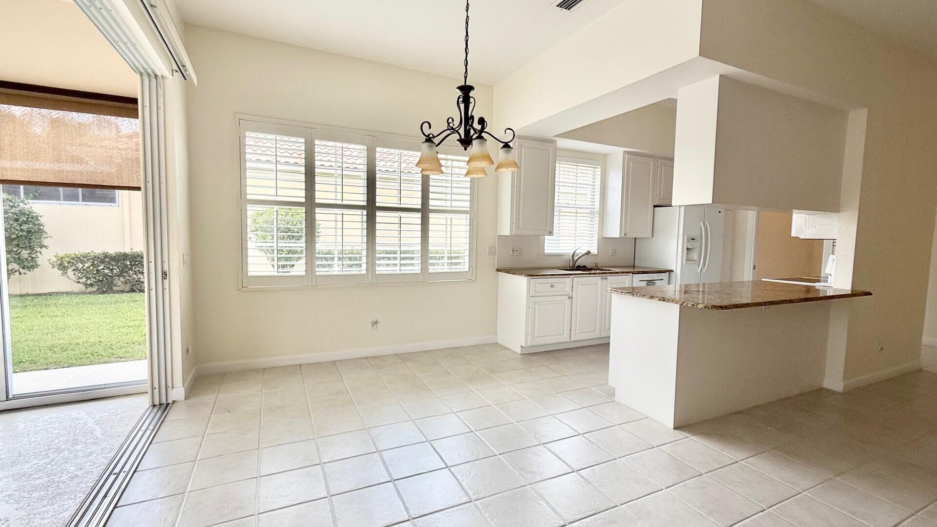 2706 James River Road West Palm Beach, FL 33411 - Photo 8 of 64 Dining Kitchen