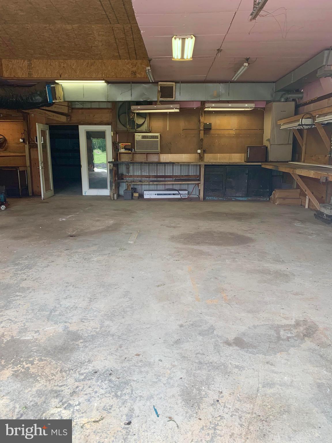 13 Hell Neck Road Salem, NJ 08079 - Photo 32 of 37 Garage includes Oil Heat and A/C