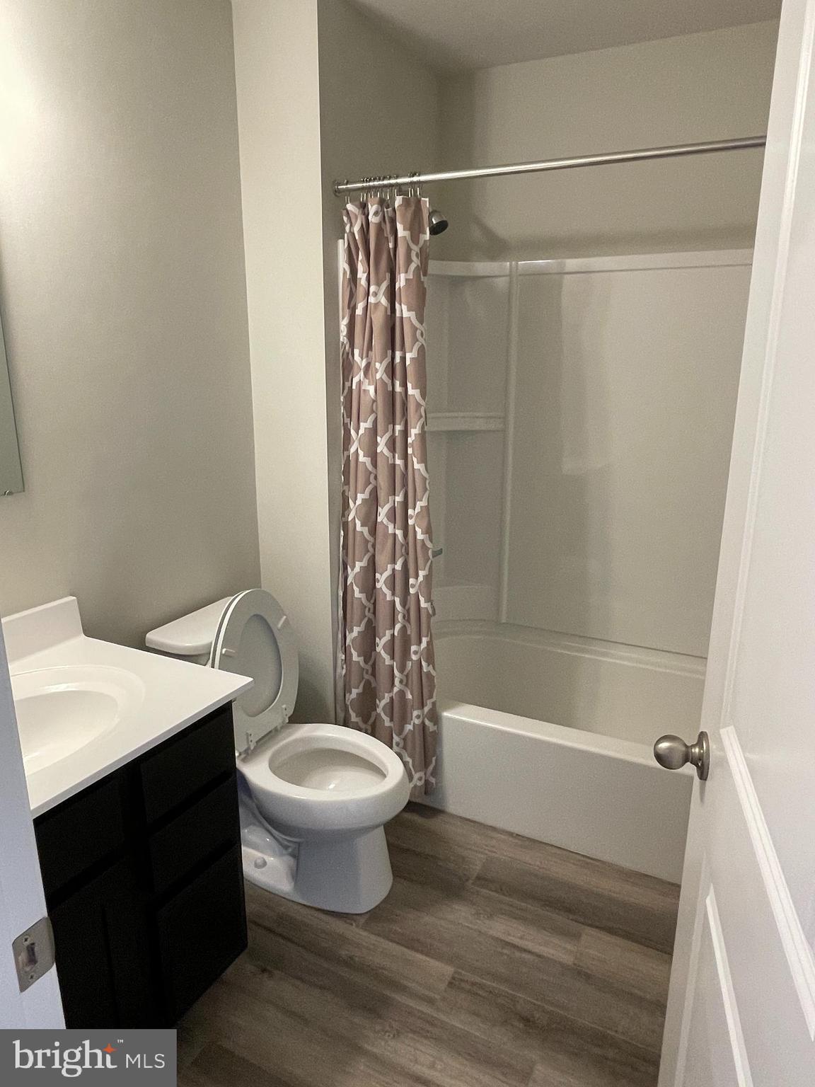 141 Cougill Road Middletown, VA 22645 - Photo 23 of 33 Second Full Bath