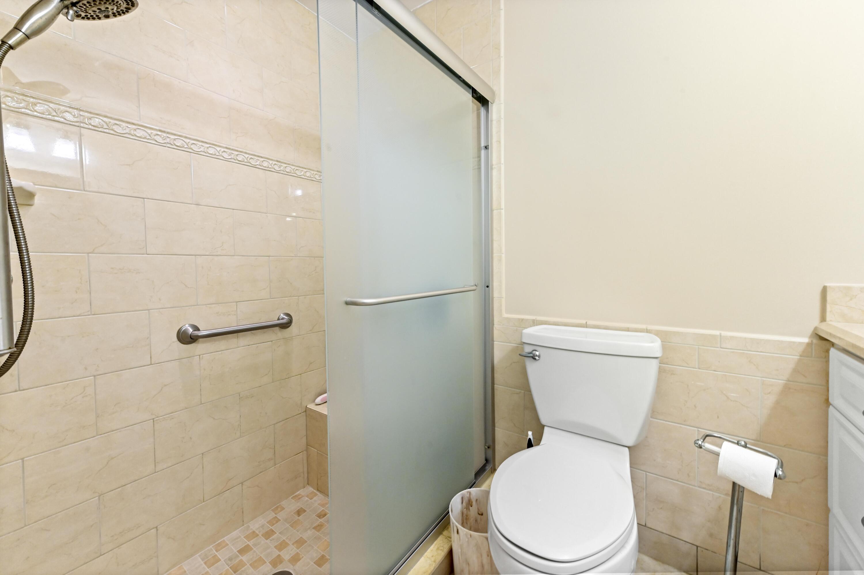 14080 Nesting Way, Unit A Delray Beach, FL 33484 - Photo 13 of 30 17 Bath room 01