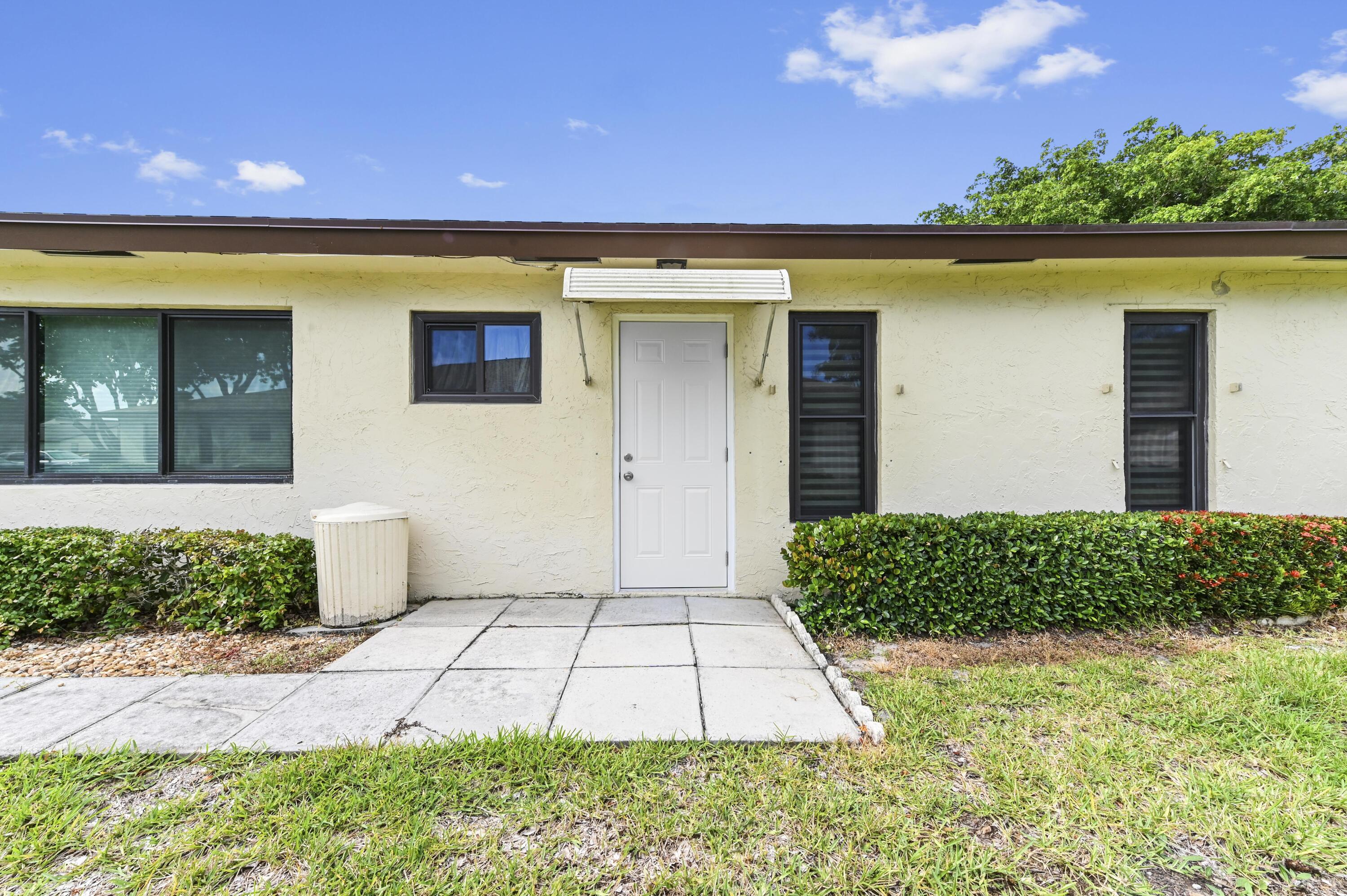 14080 Nesting Way, Unit A Delray Beach, FL 33484 - Photo 18 of 30 25 Rear 03