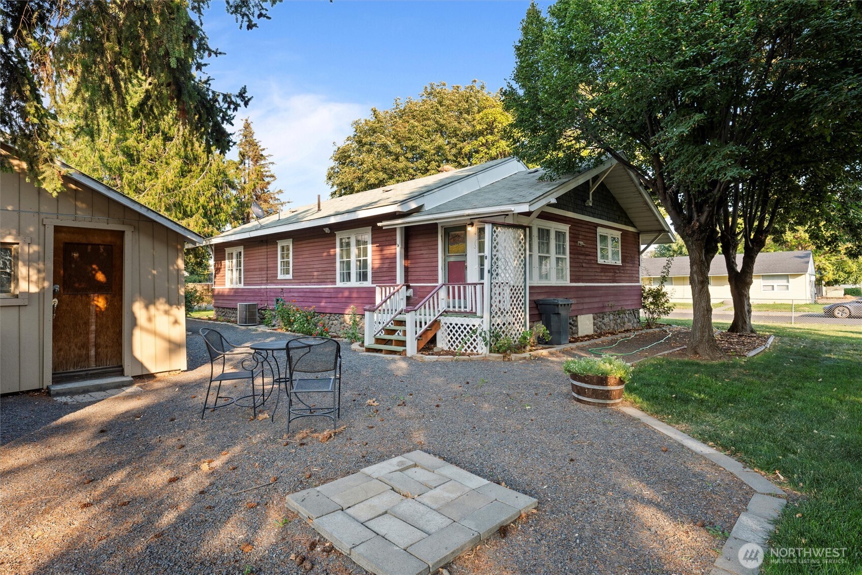 505 D Street Southwest Ephrata, WA 98823 - Photo 22 of 28 a front view of a house with patio
