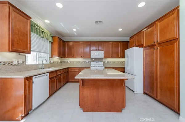 $459,000 | 565 Pooley Drive, Hemet, CA 92545