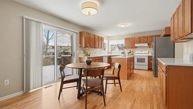 $595,000 | 5952 Redstone Court, Ann Arbor, MI 48103