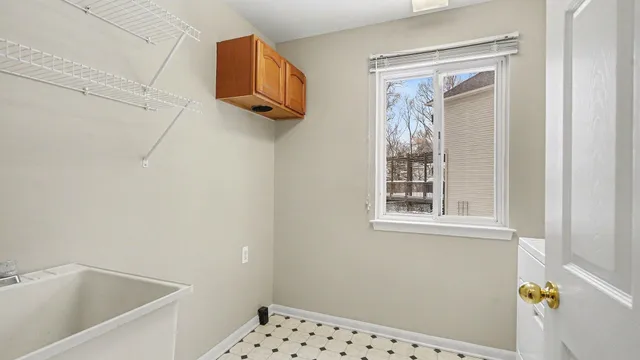 $595,000 | 5952 Redstone Court, Ann Arbor, MI 48103