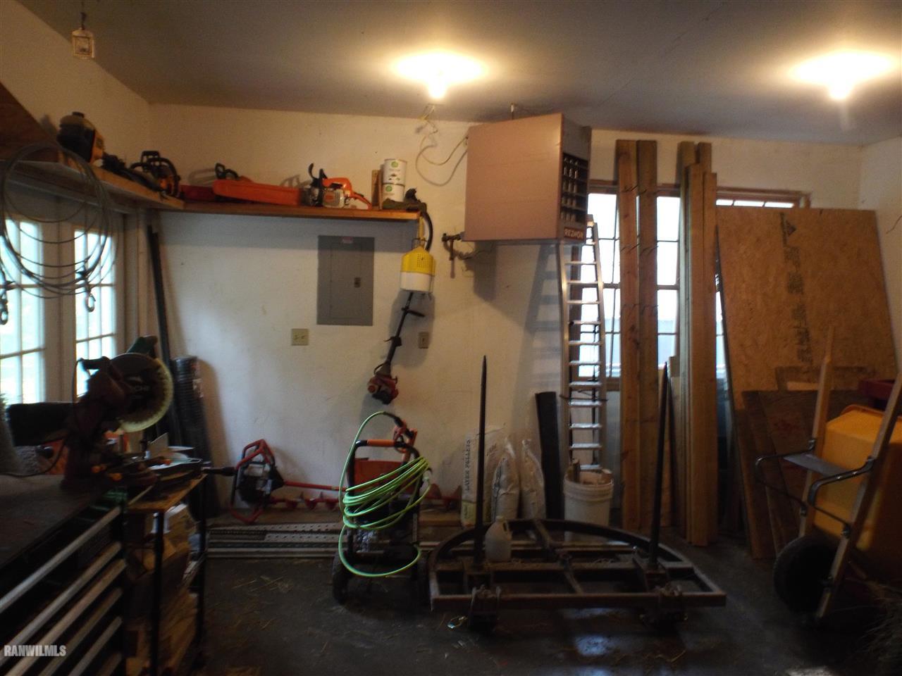 1658 West Menzemer Road Elizabeth, IL 61028 - Photo 18 of 36 Gallery Image 18