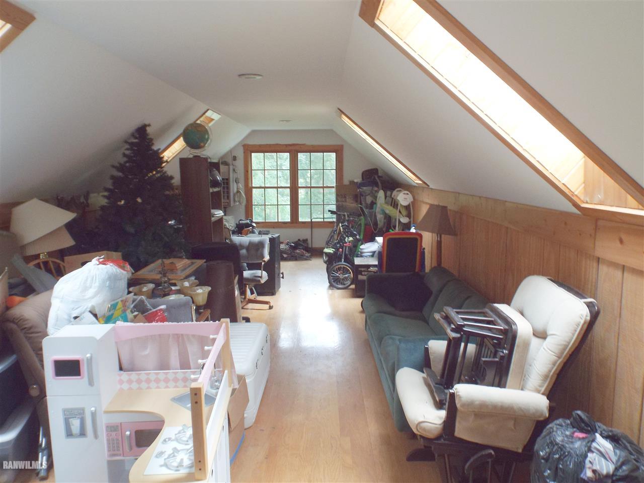 1658 West Menzemer Road Elizabeth, IL 61028 - Photo 8 of 36 Gallery Image 8