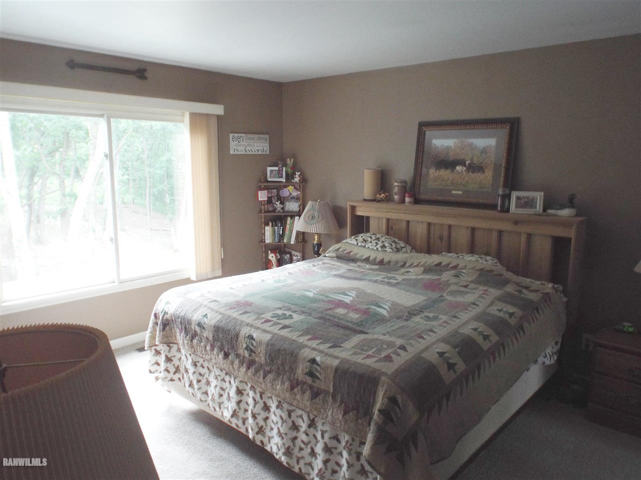 1658 West Menzemer Road Elizabeth, IL 61028 - Photo 9 of 36 Gallery Image 9