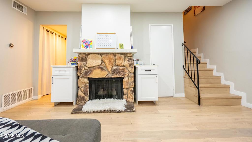 561 Spring Road, Unit 43 Moorpark, CA 93021 - Photo 10 of 26 Gallery Image 10