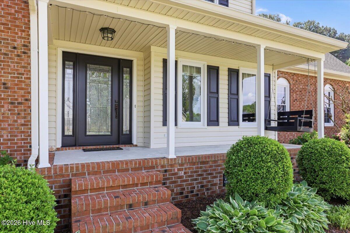 611 East Raintree Lane Goldsboro, NC 27534 - Photo 2 of 32 18-611 E Raintree Ln-5