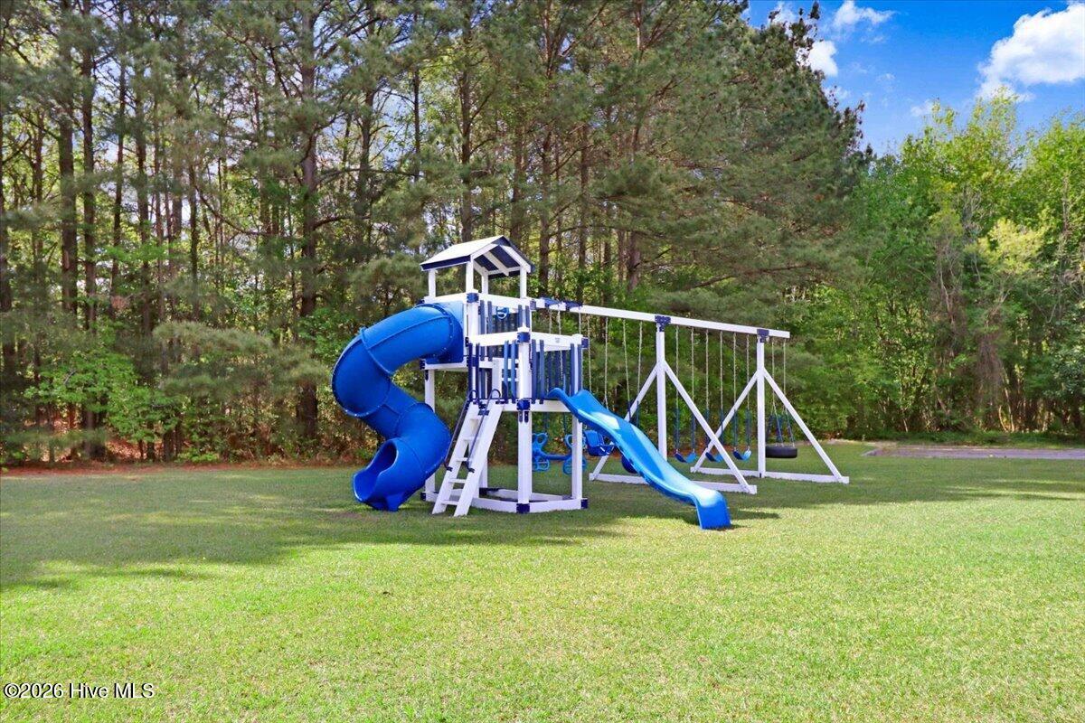611 East Raintree Lane Goldsboro, NC 27534 - Photo 31 of 32 08-08-Playground