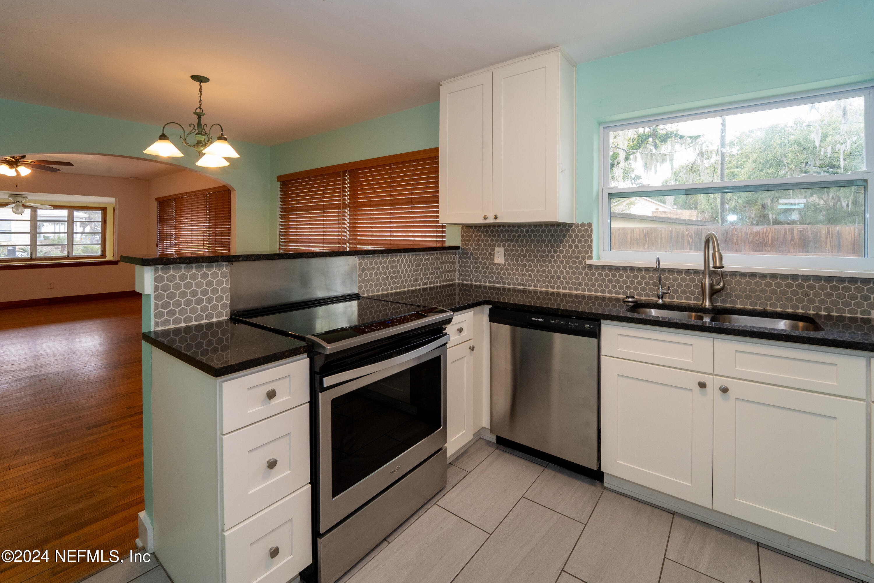 64 Fullerwood Drive St. Augustine, FL 32084 - Photo 11 of 41 2-19-24_64_Fullerwood_INT-19