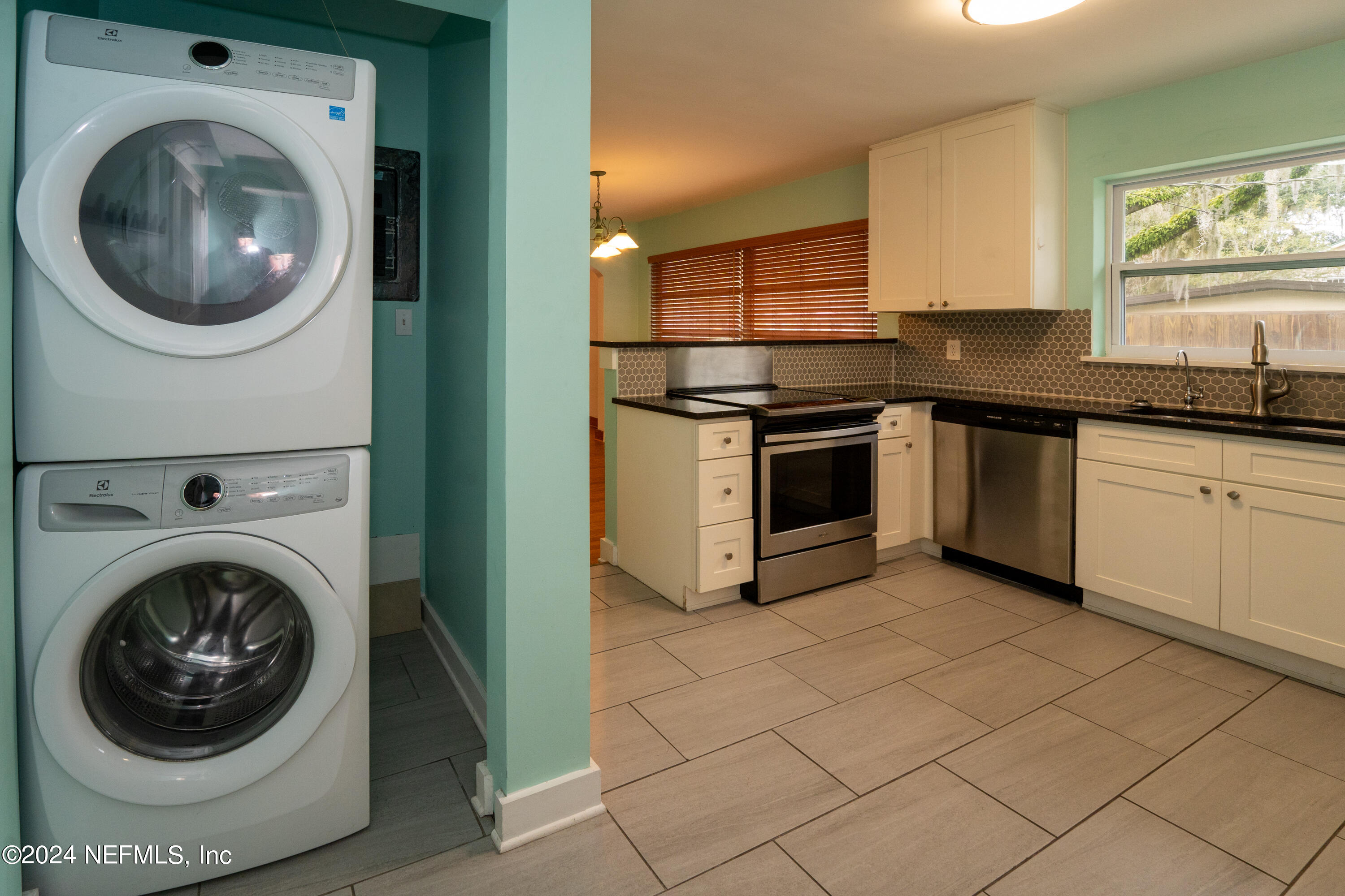 64 Fullerwood Drive St. Augustine, FL 32084 - Photo 15 of 41 2-19-24_64_Fullerwood_INT-23