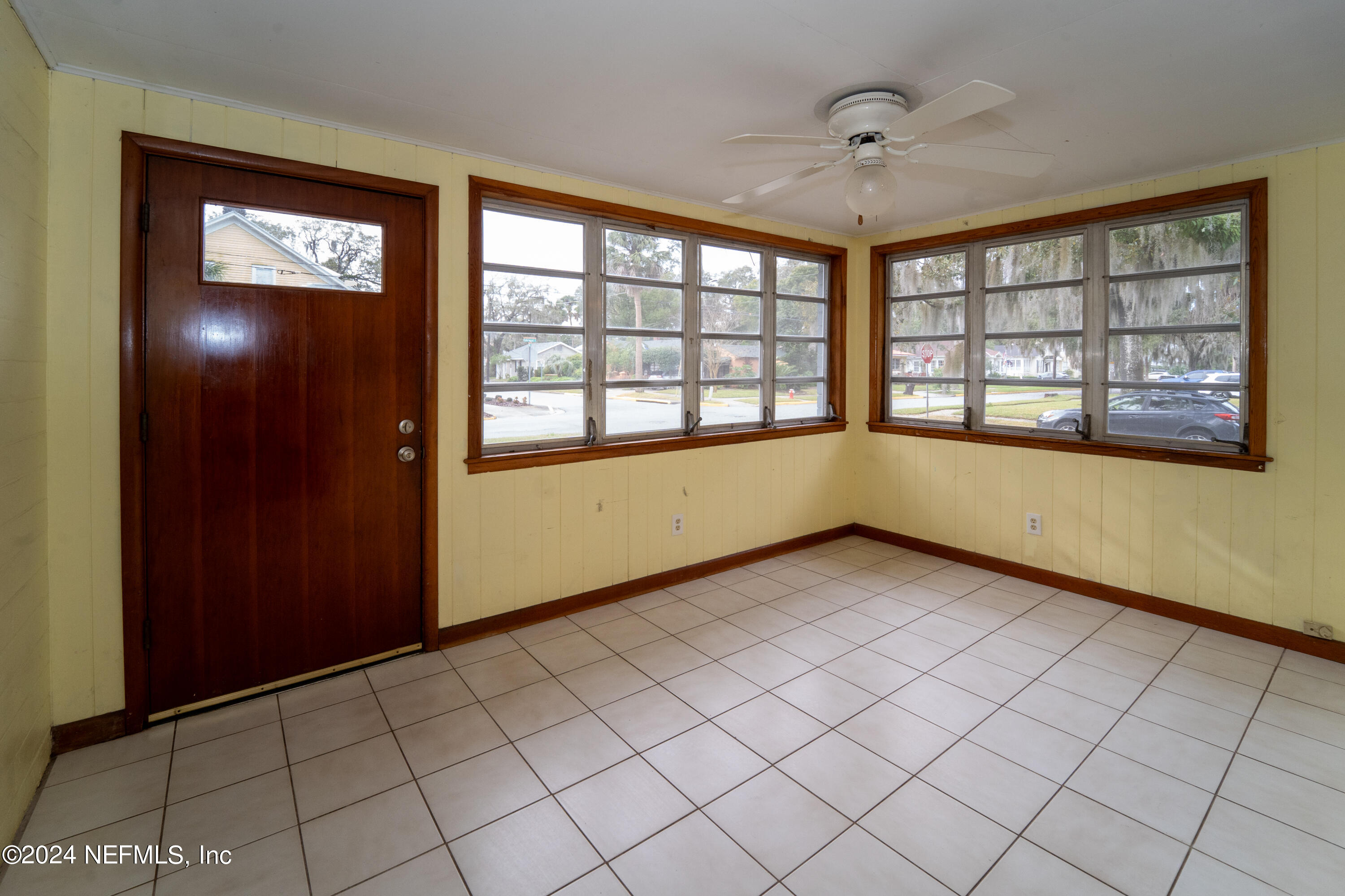 64 Fullerwood Drive St. Augustine, FL 32084 - Photo 4 of 41 2-19-24_64_Fullerwood_INT-12