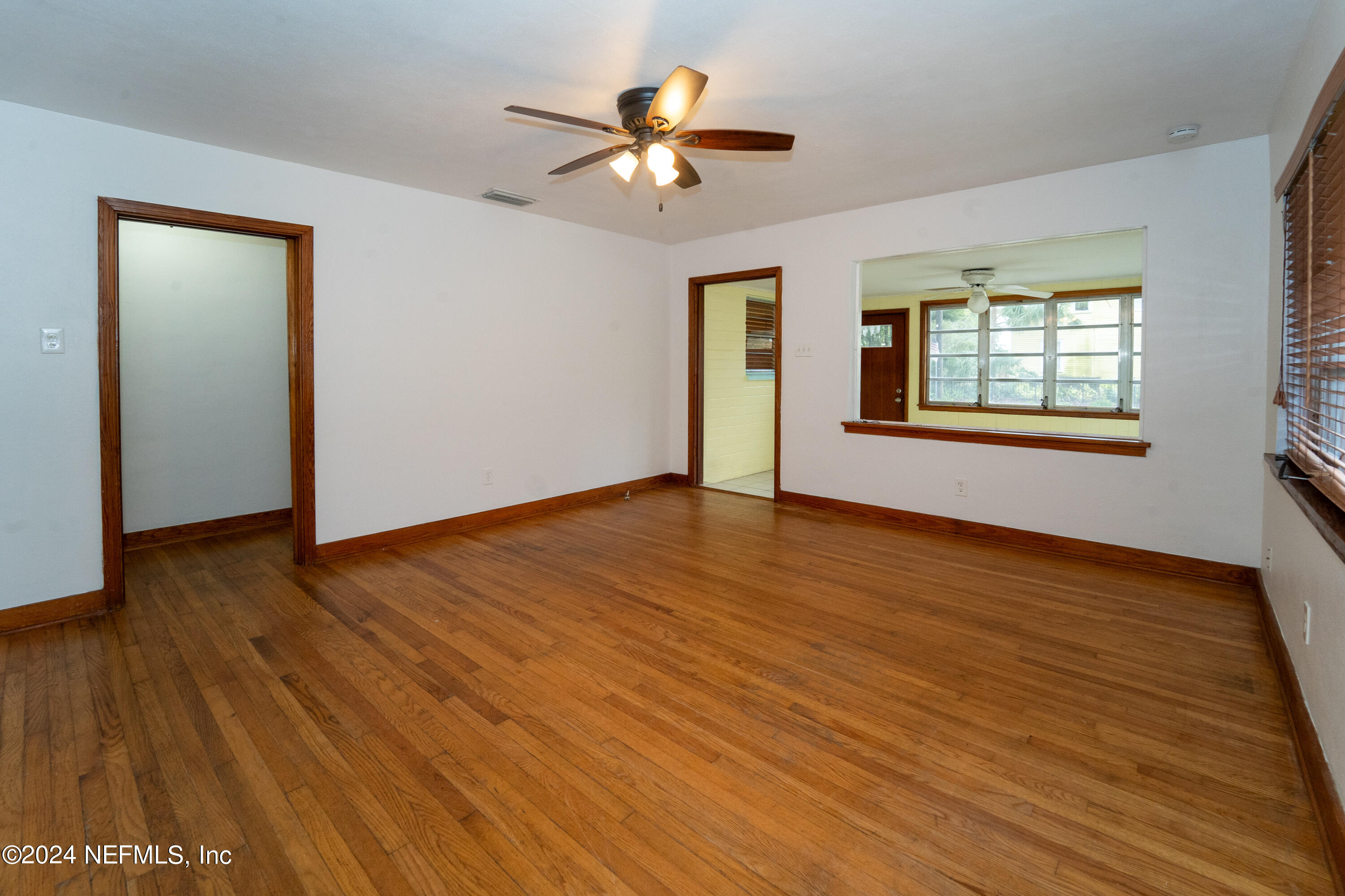 64 Fullerwood Drive St. Augustine, FL 32084 - Photo 8 of 41 2-19-24_64_Fullerwood_INT-11