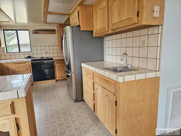 $395,000 | 41 Turner Circle, Lemhi, ID 83465