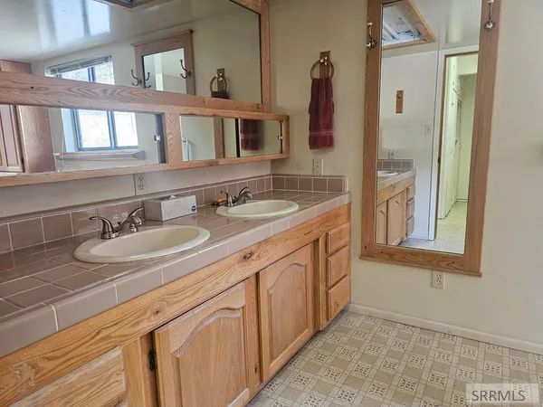 $395,000 | 41 Turner Circle, Lemhi, ID 83465