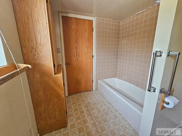 $395,000 | 41 Turner Circle, Lemhi, ID 83465