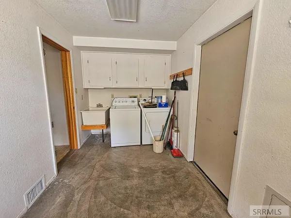 $395,000 | 41 Turner Circle, Lemhi, ID 83465