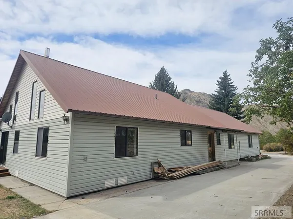 $395,000 | 41 Turner Circle, Lemhi, ID 83465