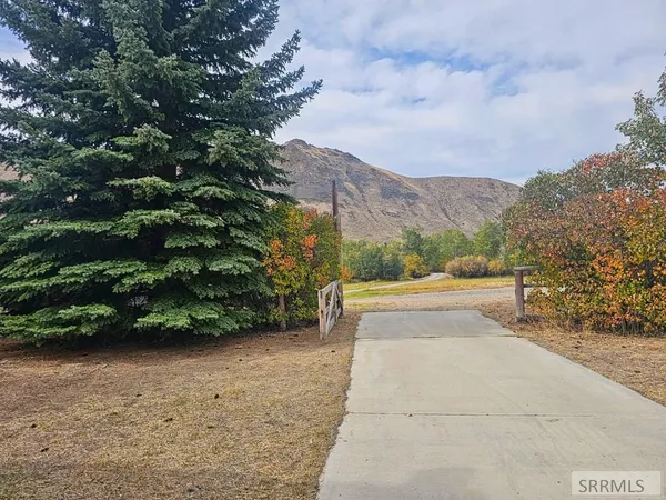 $395,000 | 41 Turner Circle, Lemhi, ID 83465