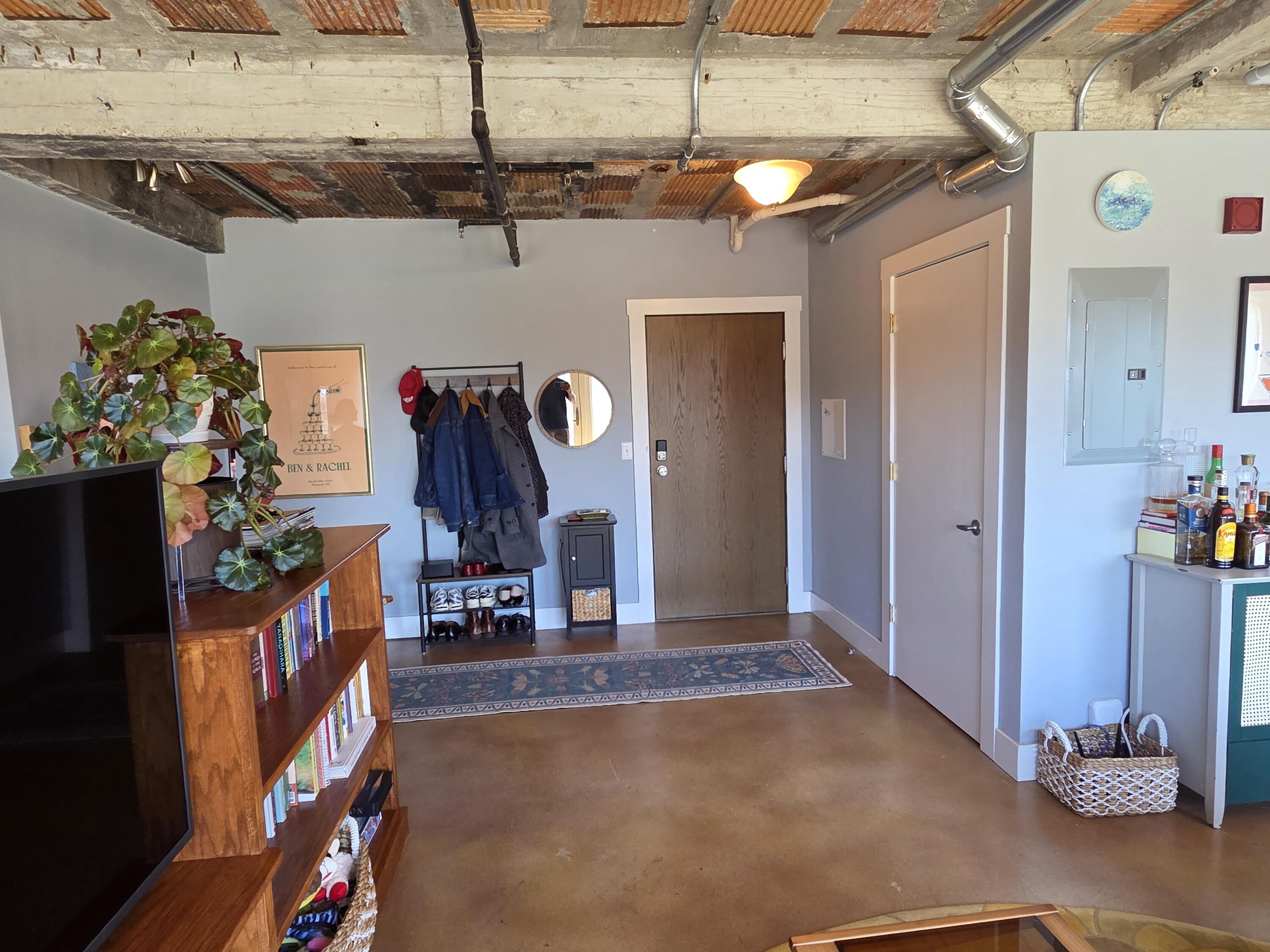 2915 John R Street, Unit 211 Detroit, MI 48201 - Photo 22 of 25 IMG_1910