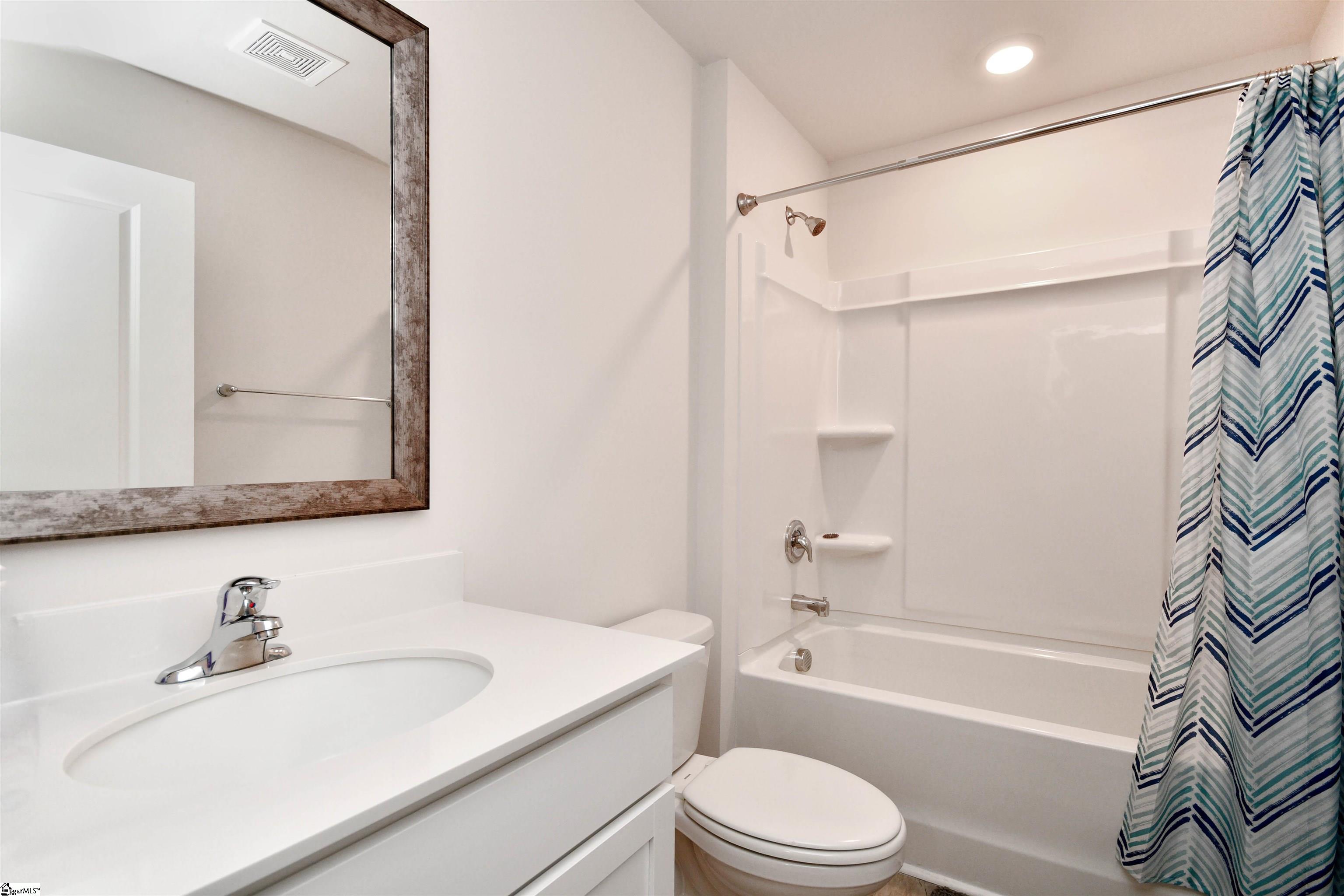 143 Boxbury Way Fountain Inn, SC 29644 - Photo 8 of 33