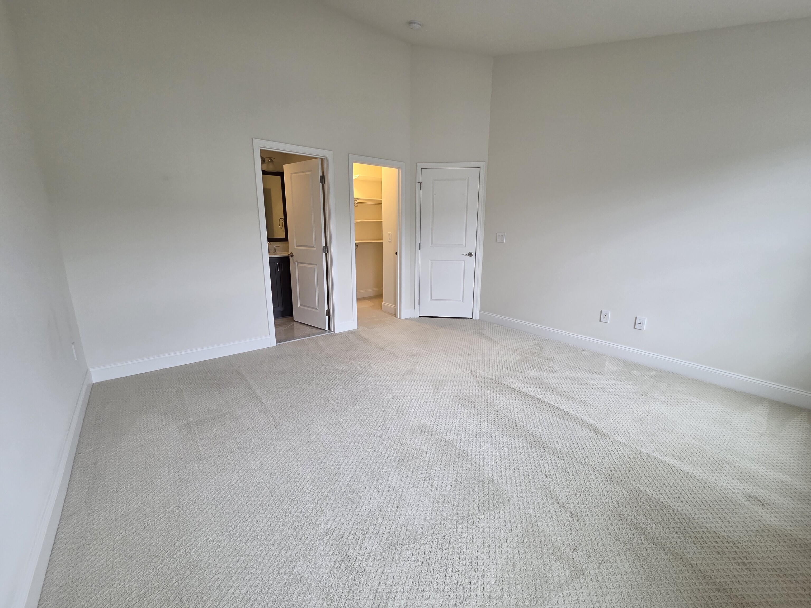 12 Putnam Lane Danbury, CT 06810 - Photo 19 of 33 a view of an empty room and window